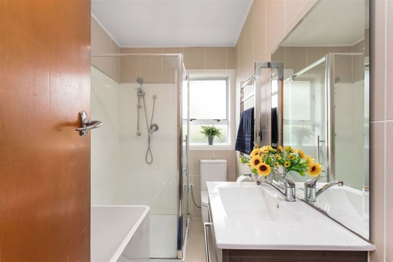 Photo of property in 99 Maidstone Road, Ilam, Christchurch, 8041