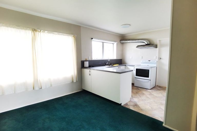 Photo of property in 1/6 Hemsway Place, Sunnyhills, Auckland, 2010
