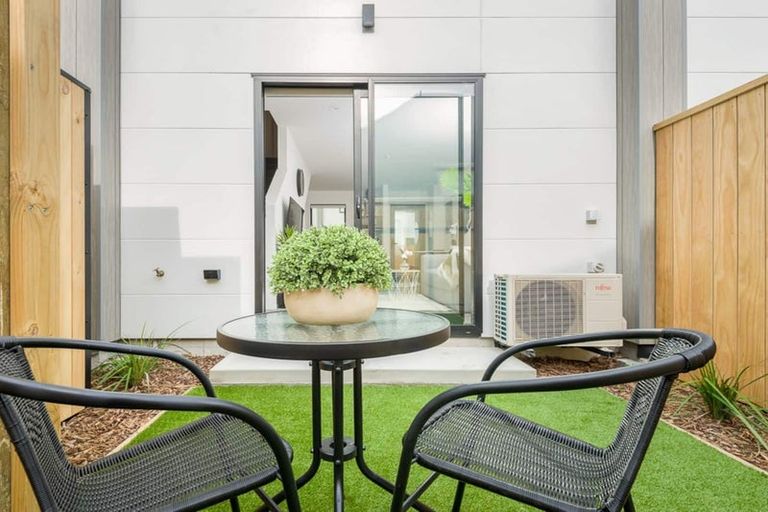 Photo of property in 13/180 Marine Parade, New Brighton, Christchurch, 8083