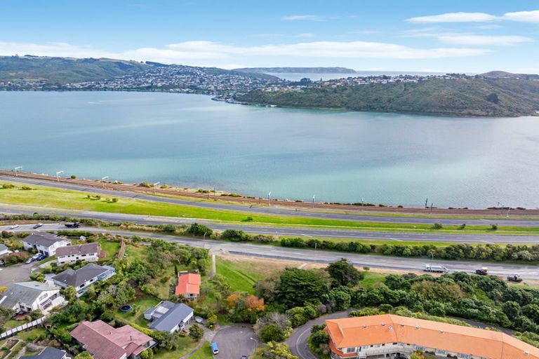 Photo of property in 21 Langwell Place, Papakowhai, Porirua, 5024
