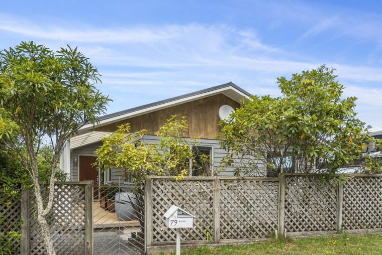 Photo of property in 79 Percy Dyett Drive, Karori, Wellington, 6012