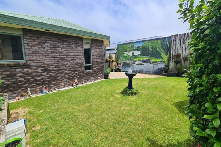 Photo of property in 13a Tasman Street, Opunake, 4616