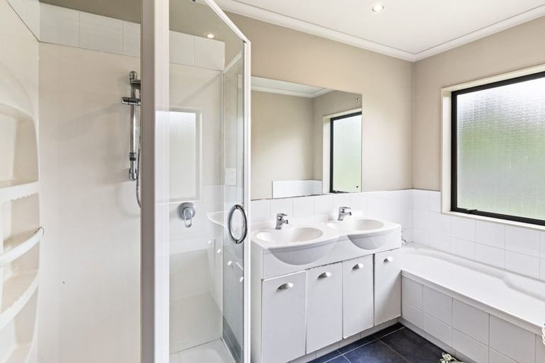 Photo of property in 15a Te Mata Peak Road, Havelock North, 4130