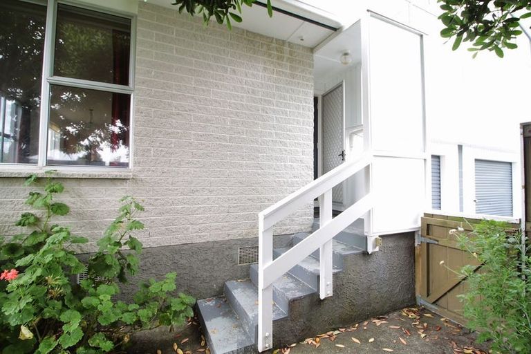 Photo of property in 1/1 Gordon Street, Avalon, Lower Hutt, 5011