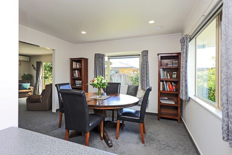 Photo of property in 121 Auckland Road, Greenmeadows, Napier, 4112