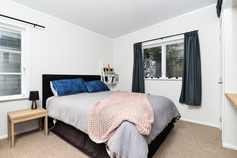 Photo of property in 13 Brocas Avenue, Hillcrest, Hamilton, 3216