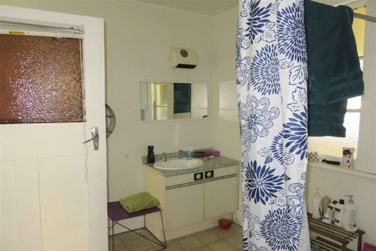 Photo of property in 29 Centre Street, Strathern, Invercargill, 9812