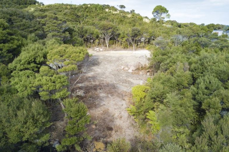 Photo of property in 125 Stratford Drive, Cable Bay, 0420