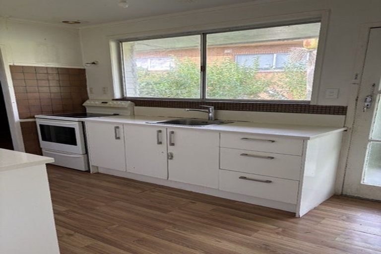 Photo of property in 30 Killarney Avenue, Torbay, Auckland, 0630