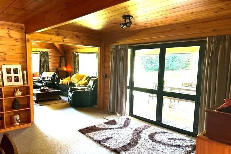 Photo of property in 10 Burnetts Road, Upper Plain, Masterton, 5888