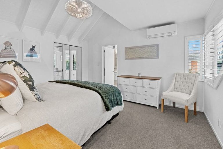 Photo of property in 2/317 Lake Road, Hauraki, Auckland, 0622