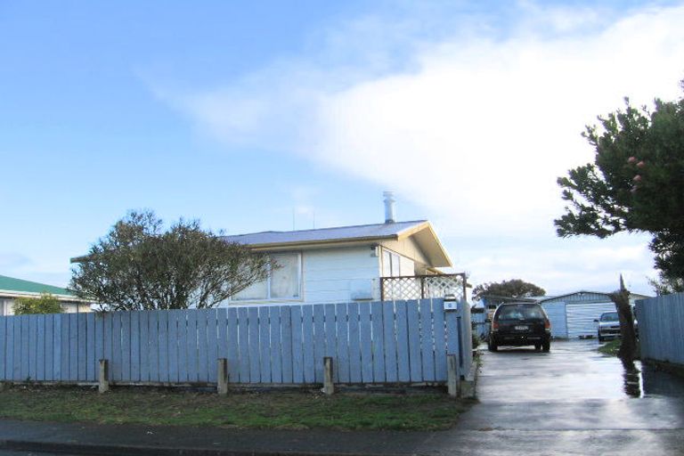 Photo of property in 8 Burton Crescent, Flaxmere, Hastings, 4120