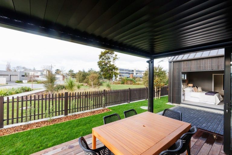 Photo of property in 1 Te Ara Lane, Hokowhitu, Palmerston North, 4410
