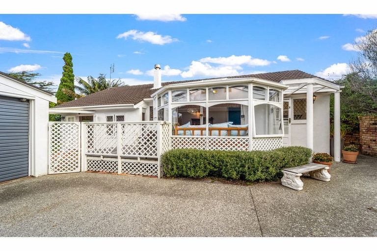 Photo of property in 2/23 Cecil Road, Milford, Auckland, 0620