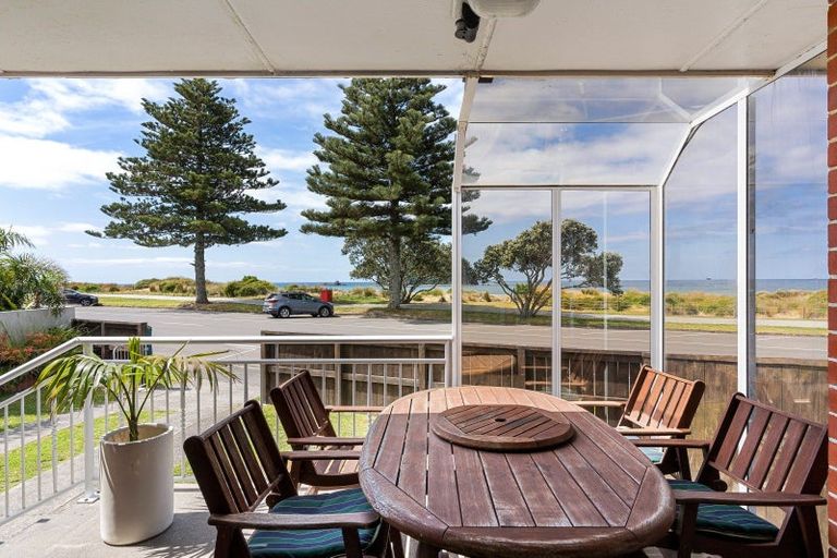 Photo of property in 55 Marine Parade, Mount Maunganui, 3116
