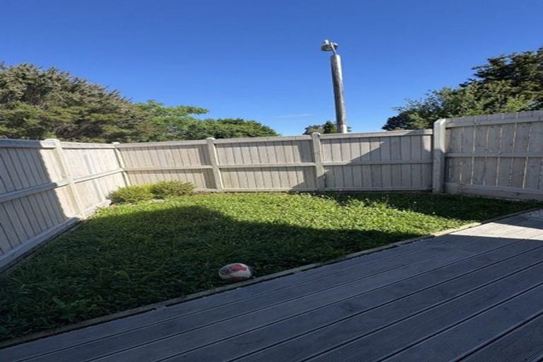 Photo of property in 79a Chilcott Road, Henderson, Auckland, 0612