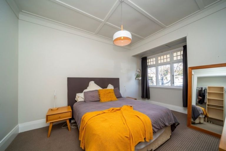 Photo of property in 25 Mount Edgcumbe Street, New Plymouth, 4310