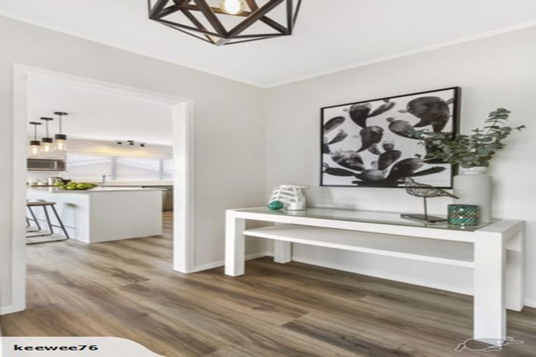 Photo of property in 41 Luton Avenue, Sunnyhills, Auckland, 2010