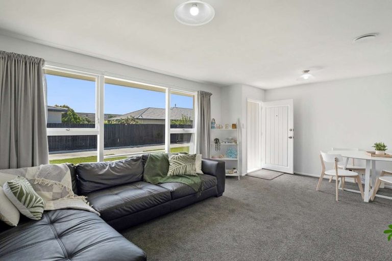 Photo of property in 2/161 Beach Road, North New Brighton, Christchurch, 8083