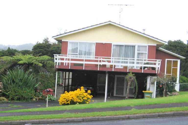 Photo of property in 5 Puketitiro Street, Glen Eden, Auckland, 0602