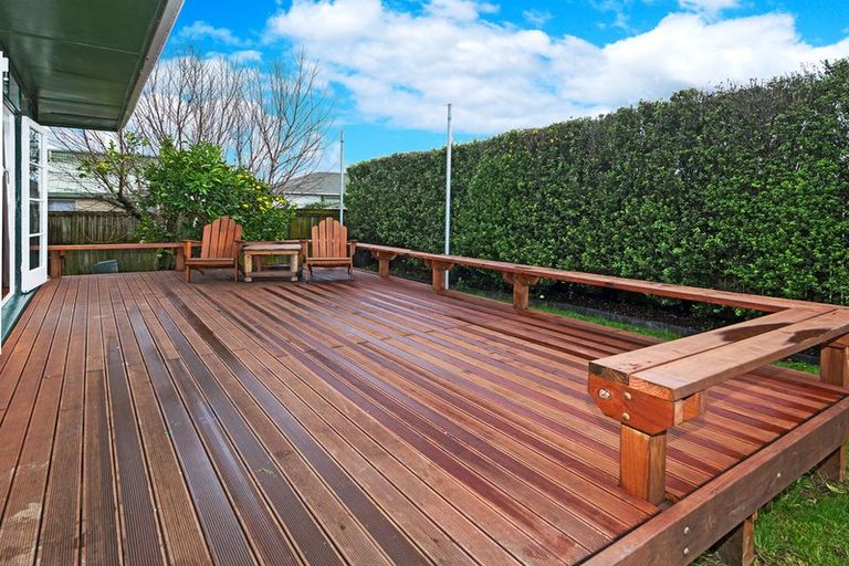 Photo of property in 2/16 View Road, Papakura, 2110