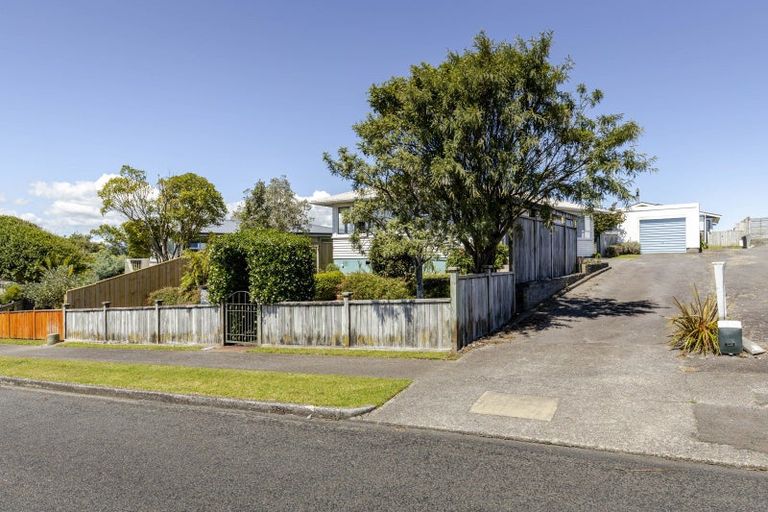 Photo of property in 26 Clearmont Crescent, Blagdon, New Plymouth, 4310
