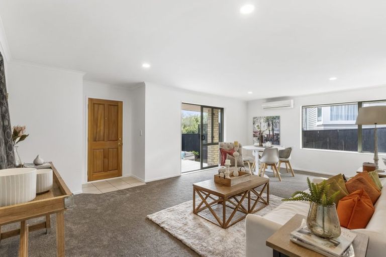 Photo of property in 76 Drake Street, Howick, Auckland, 2014