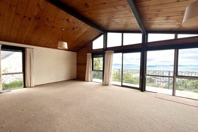 Photo of property in 48 Mulberry Street, Maungaraki, Lower Hutt, 5010