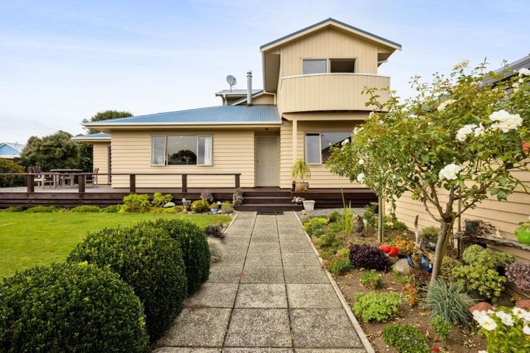 Photo of property in 29 Ngapapa Street, Urenui, 4375