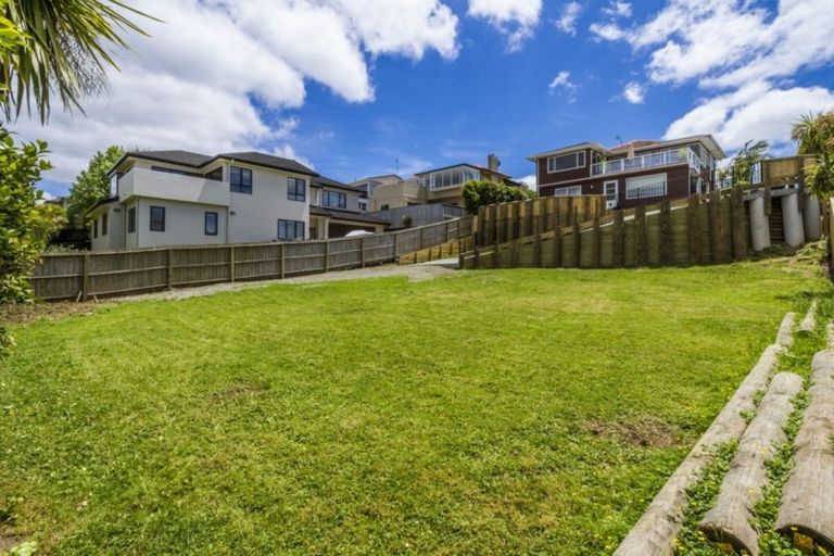 Photo of property in 13a Ridge Road, Waiake, Auckland, 0630