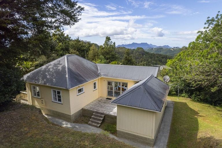 Photo of property in 37 Ngapuke Lane, Parua Bay, Onerahi, 0192