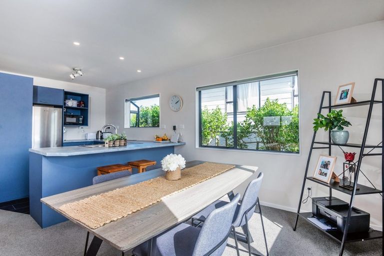 Photo of property in 4 Tarawera Road, Johnsonville, Wellington, 6037