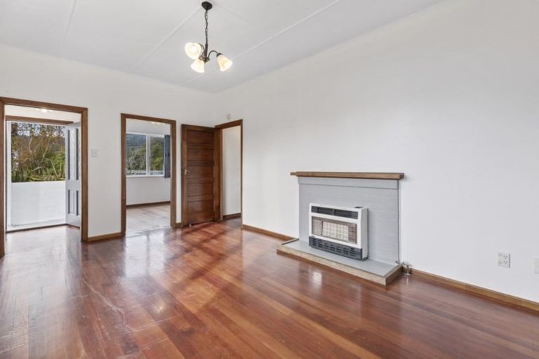 Photo of property in 60 Lincoln Avenue, Epuni, Lower Hutt, 5011