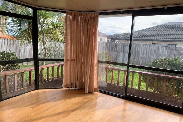 Photo of property in 21 Kilsyth Way, East Tamaki Heights, Auckland, 2016