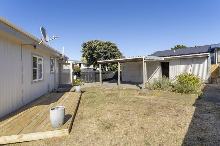 Photo of property in 10 Robert Mckeen Street, Otaki Beach, Otaki, 5512
