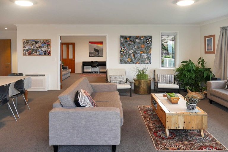 Photo of property in 77 Avoca Valley Road, Heathcote Valley, Christchurch, 8022