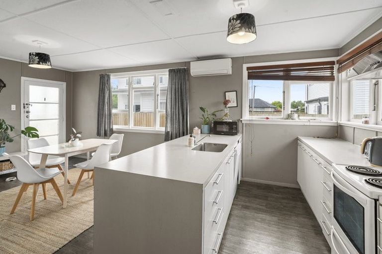 Photo of property in 25 Tuckers Road, Redwood, Christchurch, 8051