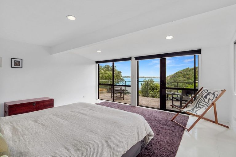 Photo of property in 51 Buckleton Road, Tawharanui Peninsula, Matakana, 0986