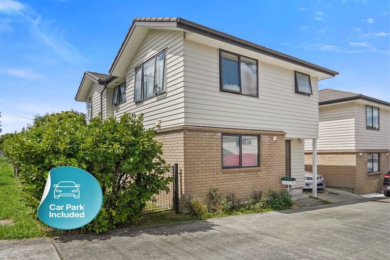 Photo of property in 2 Akeake Lane, Manurewa, Auckland, 2102