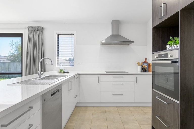 Photo of property in 12 Branca Close, Fitzroy, Hamilton, 3206