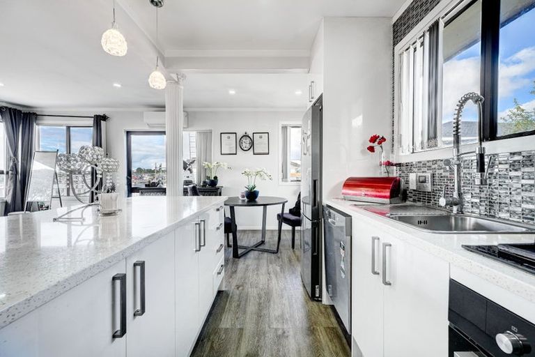 Photo of property in 29 Ellis Avenue, Mount Roskill, Auckland, 1041