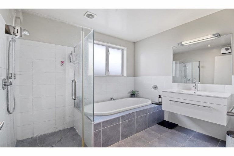 Photo of property in 6a Pandora Street, North New Brighton, Christchurch, 8083