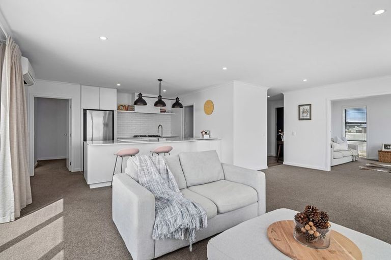 Photo of property in 52 Katania Heights, Brightwater, 7022