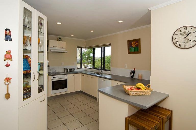 Photo of property in 20 Excelsa Place, Albany, Auckland, 0632