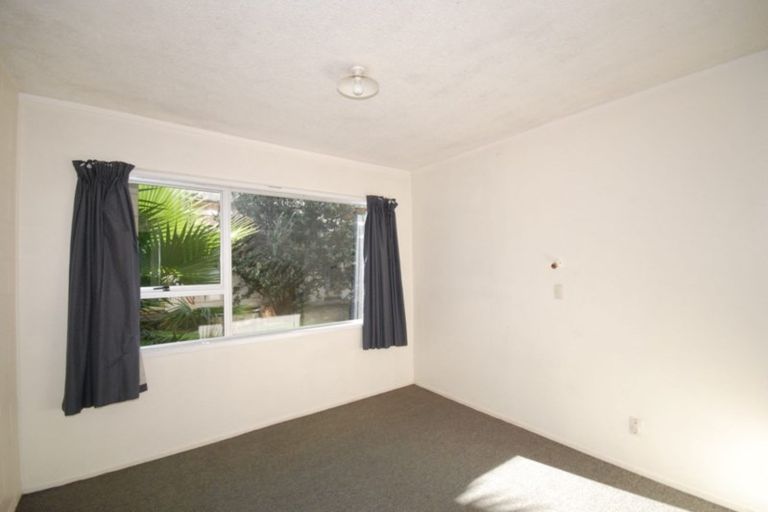 Photo of property in 2/20 Atkinson Avenue, Otahuhu, Auckland, 1062