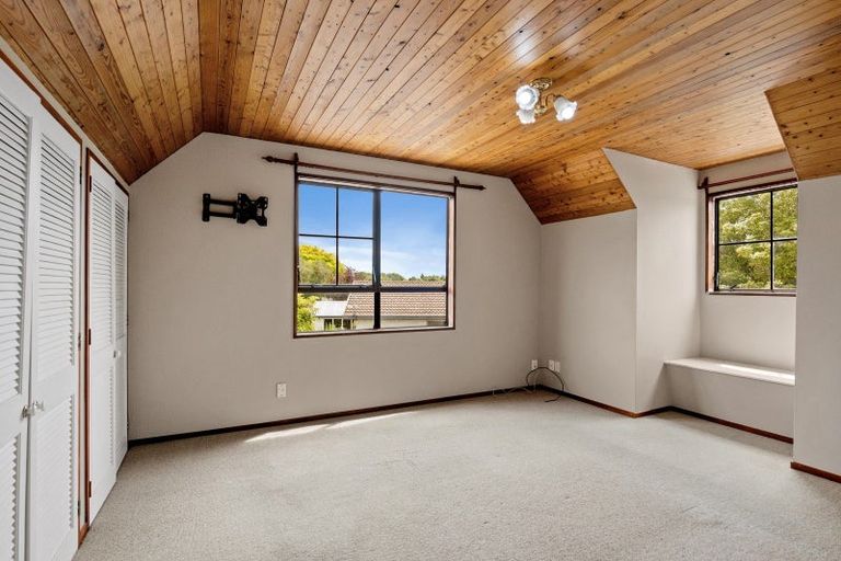 Photo of property in 60 Solomon Avenue, Redwood, Christchurch, 8051