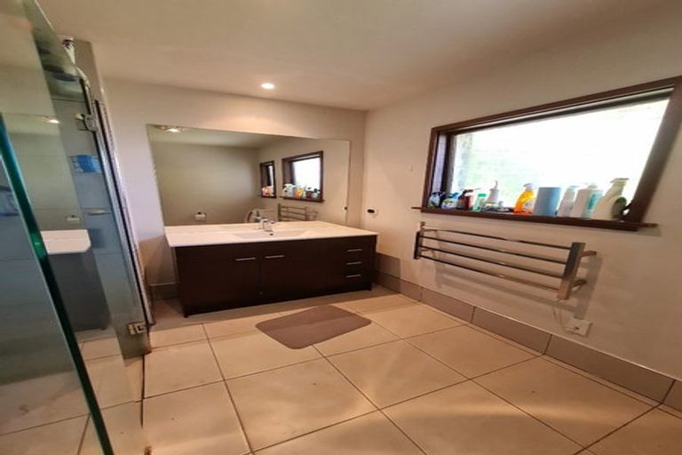 Photo of property in 57c Waimairi Road, Upper Riccarton, Christchurch, 8041