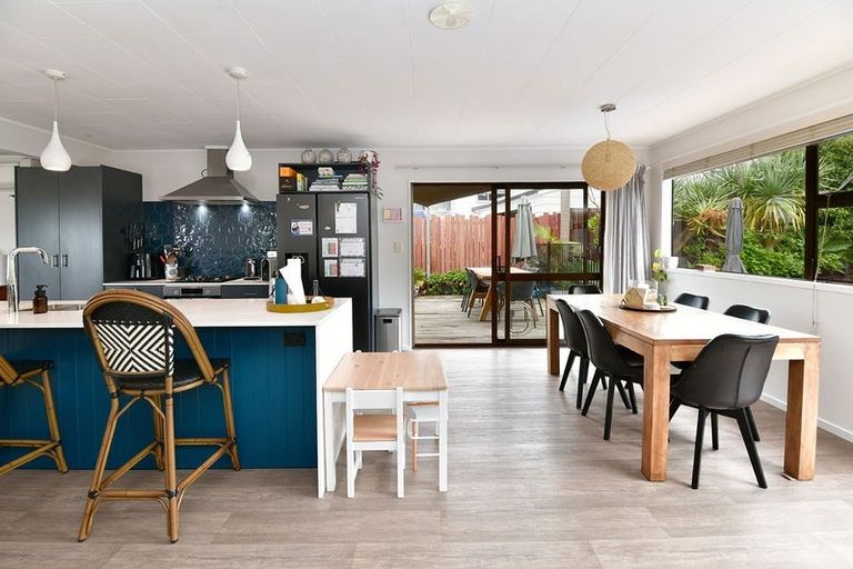 Photo of property in 4 Onepu Lane, Manly, Whangaparaoa, 0930