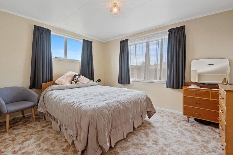 Photo of property in 13 Pukeko Place, Tokoroa, 3420