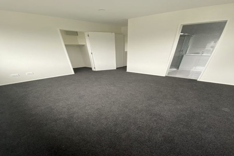 Photo of property in 22d Tui Crescent, Manurewa, Auckland, 2102